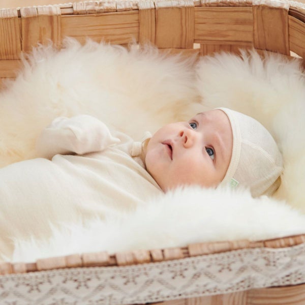 Vauvan ensisetti lahjarasiassa - Ruskovilla